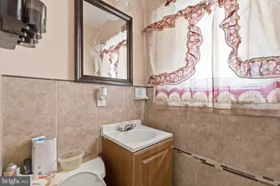 208 Walnut Street, Darby, PA 19023 - Photo 19