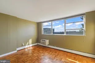 1030 E Lancaster Ave, Bryn Mawr, PA 19010 - Photo 9