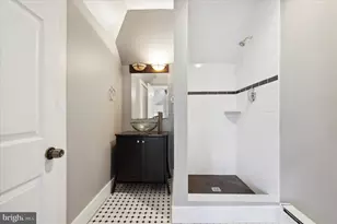 13 W Hinckley Ave, Ridley Park, PA 19078 - Photo 15