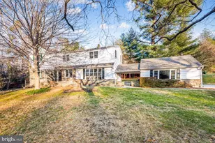 901 Academy Ln, Bryn Mawr, PA 19010 - Photo 3