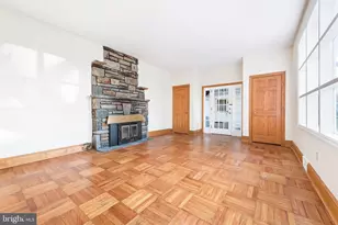 901 Academy Ln, Bryn Mawr, PA 19010 - Photo 11