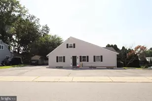 3215 Edgmont Ave, Brookhaven, PA 19015 - Photo 1