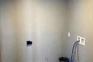 1435 Edgmont Ave, Chester, PA 19013 - Photo 7