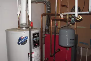 306 S State Rd, Upper Darby, PA 19082 - Photo 35