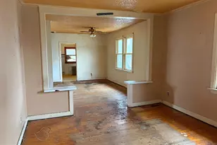 1015 Galbraith Ave, Upper Chichester, PA 19061 - Photo 9