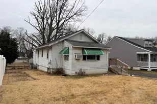 1015 Galbraith Ave, Upper Chichester, PA 19061 - Photo 1