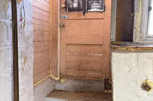 1015 Galbraith Ave, Upper Chichester, PA 19061 - Photo 19