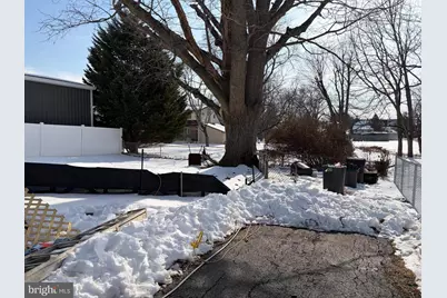 1015 Galbraith Avenue, Upper Chichester, PA 19061 - Photo 5