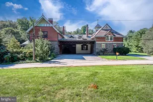 266 Beechwood Dr, Bryn Mawr, PA 19010 - Photo 5