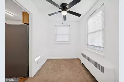 206 W Parkway Avenue, Chester, PA 19013 - Photo 5