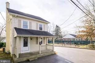 225 Brook St, Bryn Mawr, PA 19010 - Photo 1