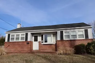 428 Hazel Ave, Folsom, PA 19033 - Photo 1