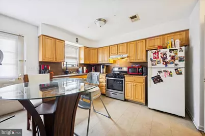 1605 W 7th Street, Chester, PA 19013 - Photo 5