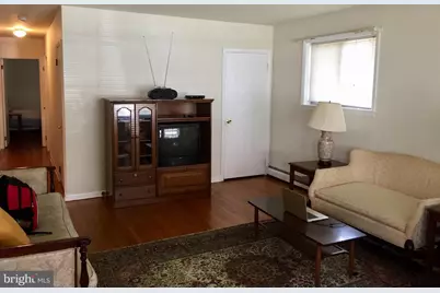 41 Garrett Avenue, Bryn Mawr, PA 19010 - Photo 3