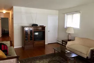 41 Garrett Ave, Bryn Mawr, PA 19010 - Photo 3