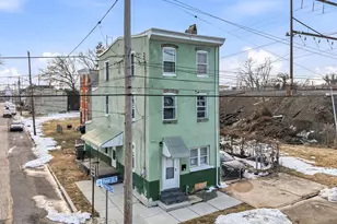 530 Penn St, Chester, PA 19013 - Photo 1