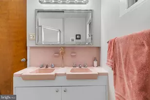 905 Heathdale Ln, Media, PA 19063 - Photo 43