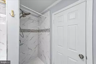 346 Lakeview Ave, Drexel Hill, PA 19026 - Photo 27