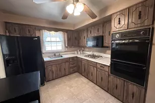 1226 Redwood Ave, Folsom, PA 19033 - Photo 9