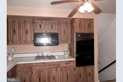 1226 Redwood Avenue, Folsom, PA 19033 - Photo 11