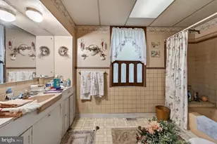 1949 Forrest Ave, Morton, PA 19070 - Photo 23