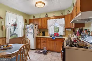 1949 Forrest Ave, Morton, PA 19070 - Photo 17