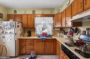 1949 Forrest Ave, Morton, PA 19070 - Photo 15