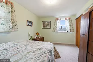 327 Netherington Dr, Broomall, PA 19008 - Photo 23