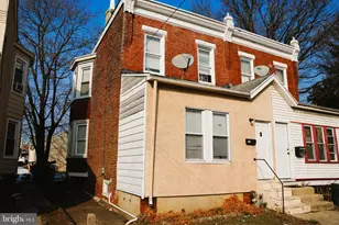 413 Walnut St, Darby, PA 19023 - Photo 1