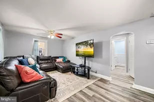 84 Mildred Ln, Aston, PA 19014 - Photo 5