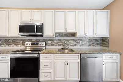 1011 Clifton, Collingdale, PA 19023 - Photo 9