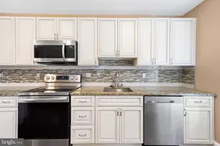 1011 Clifton, Collingdale, PA 19023 - Photo 9