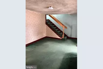 215 Chippewa Street, Essington, PA 19029 - Photo 5