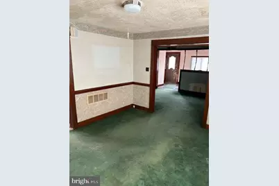 215 Chippewa Street, Essington, PA 19029 - Photo 7