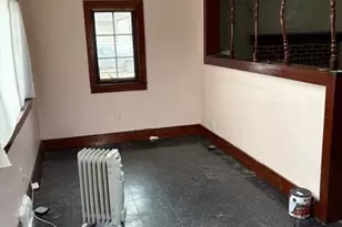 215 Chippewa St, Essington, PA 19029 - Photo 3