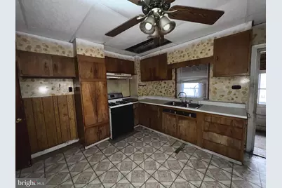 106 N 2nd Street, Darby, PA 19023 - Photo 9