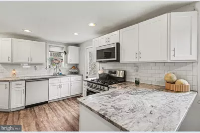 124 Belmont Avenue, Folsom, PA 19033 - Photo 9