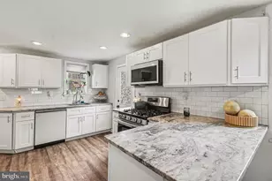 124 Belmont Ave, Folsom, PA 19033 - Photo 9