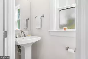 233 Ponds Edge Dr, Media, PA 19063 - Photo 13