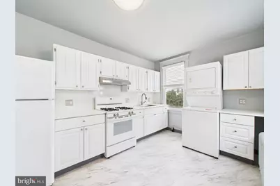 246 S Fairview Avenue #B, Upper Darby, PA 19082 - Photo 3