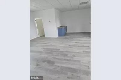 1401 Chester Pike, Crum Lynne, PA 19022 - Photo 5