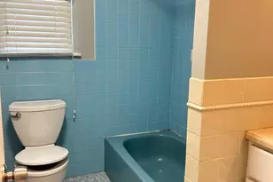 506 Corinthian Ave, Essington, PA 19029 - Photo 9