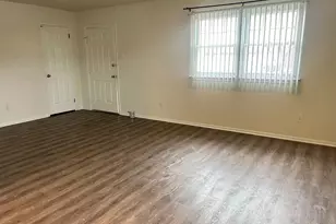 506 Corinthian Ave, Essington, PA 19029 - Photo 5