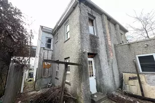 409 Flower St, Chester, PA 19013 - Photo 3