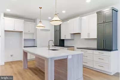 453 E Franklin Street #SINGLE, Media, PA 19063 - Photo 3