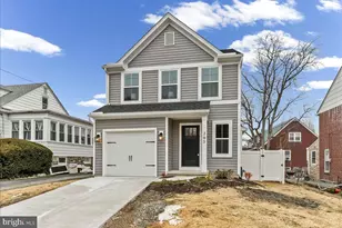 203 Chestnut Pkwy, Wallingford, PA 19086 - Photo 1