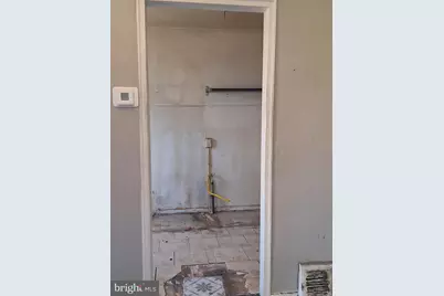 919 Sharon Avenue, Sharon Hill, PA 19079 - Photo 3