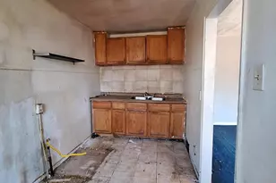 919 Sharon Ave, Sharon Hill, PA 19079 - Photo 5