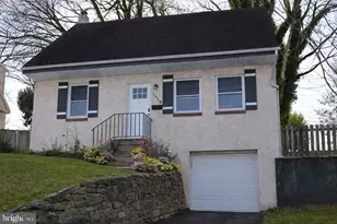 1316 Bullens Ln, Woodlyn, PA 19094 - Photo 1