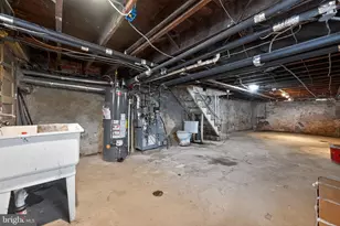 223 Lafayette Ave, Darby, PA 19023 - Photo 25